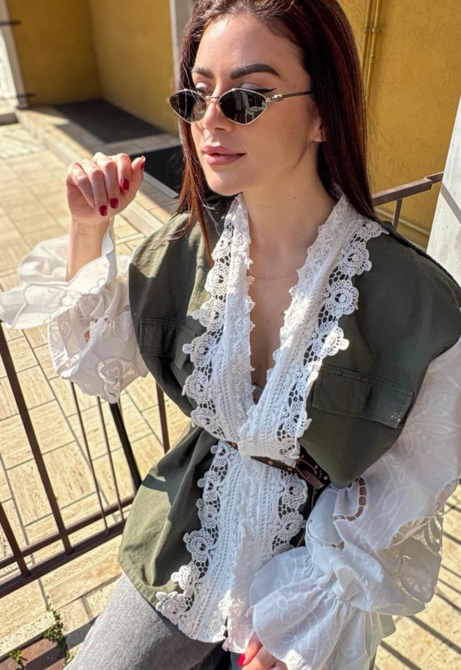 Military Jacket con Pizzo e Maniche in Sangallo – Front Street -  taglia unica