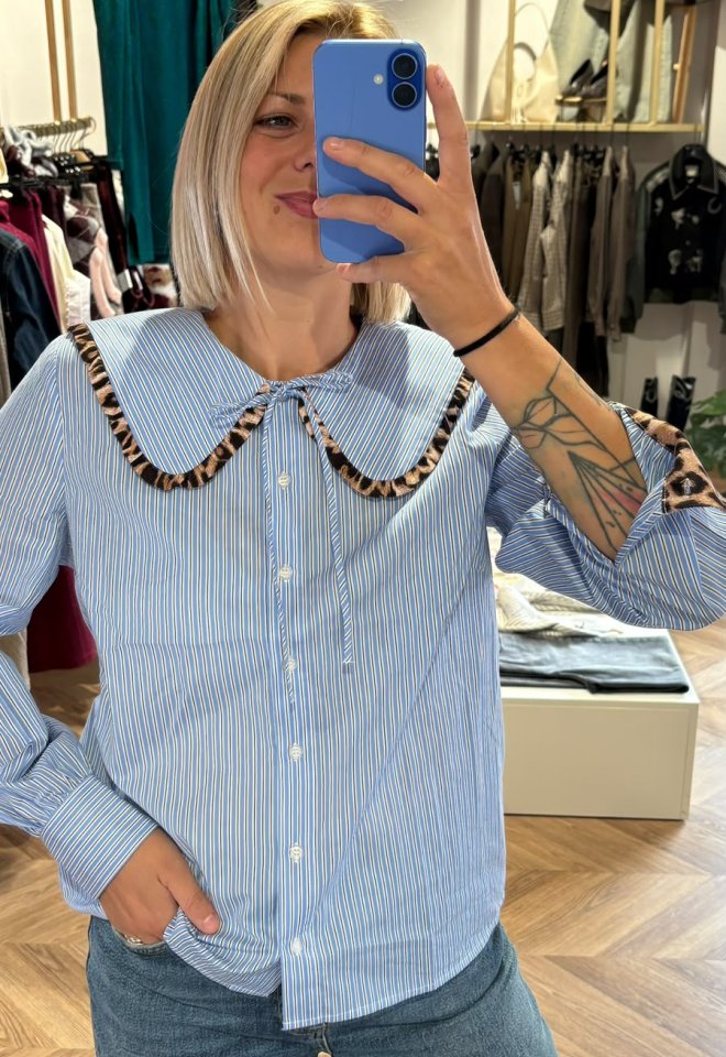 Camicia con Maxi Colletto e Bordo Leopardato -  M