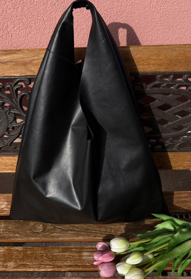 Borsa Hobo Morbida Nera con Pochette