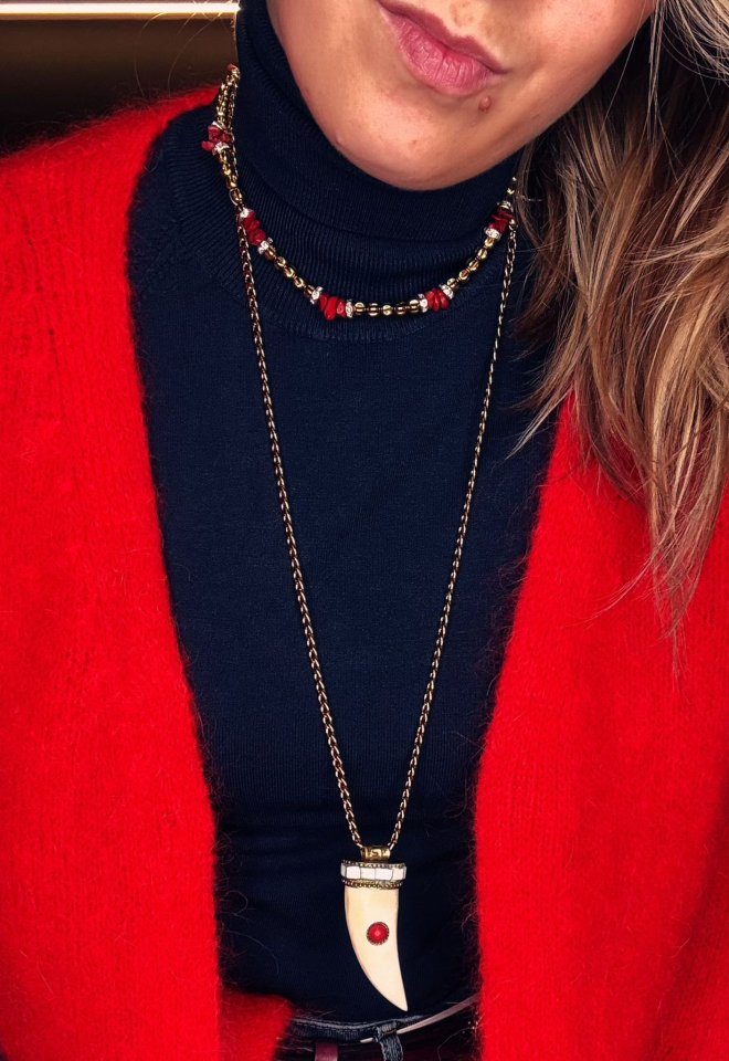 Choker corto con corallo rosso e sfere dorate – Gipsy Chic Lovers
