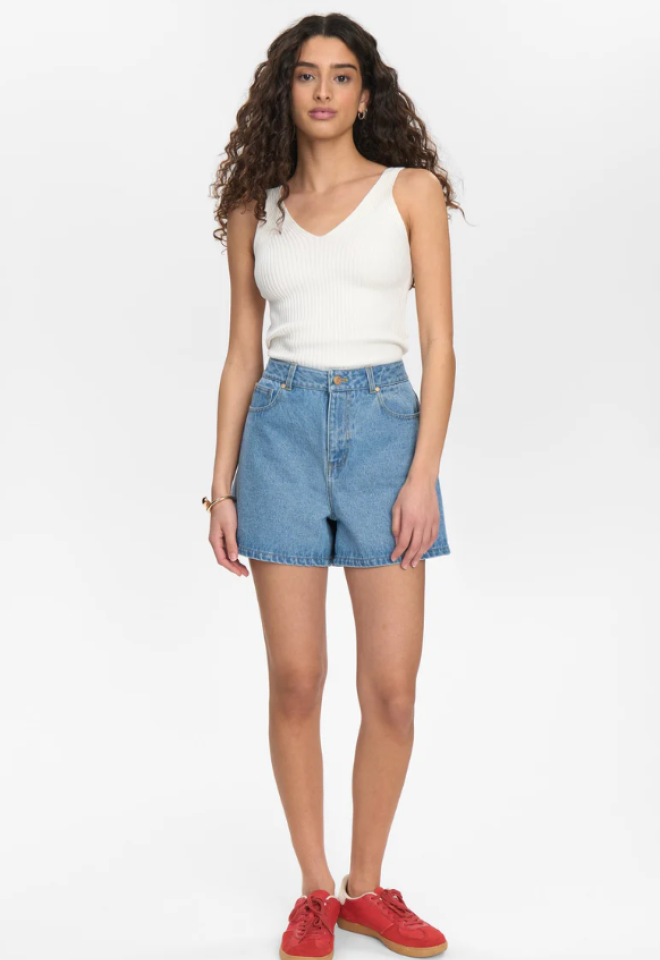 Shorts in denim Numph – lavaggio blu medio dal taglio femminile - Blu -  38