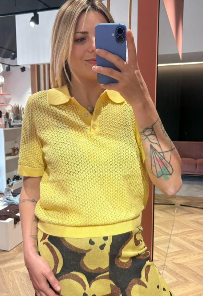 Polo traforata gialla con bottoni gioiello – Numph -  S