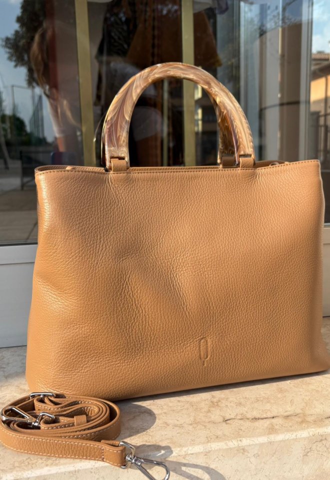 Borsa in Vera Pelle Cuoio con Manico Rigido Effetto Resina – Made in Italy