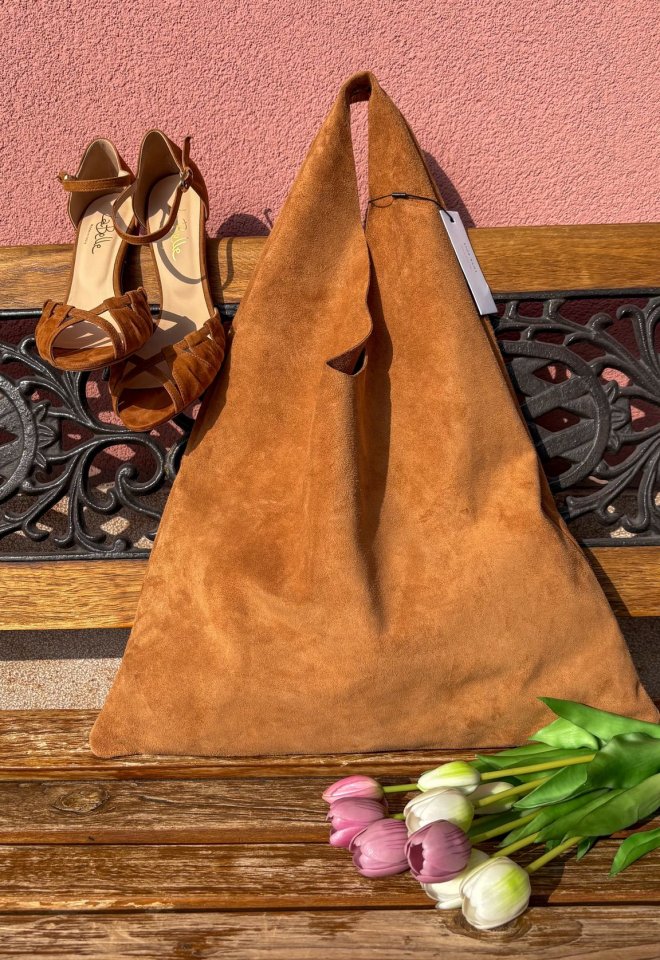 Borsa Hobo Morbida in Suede Camel con Pochette